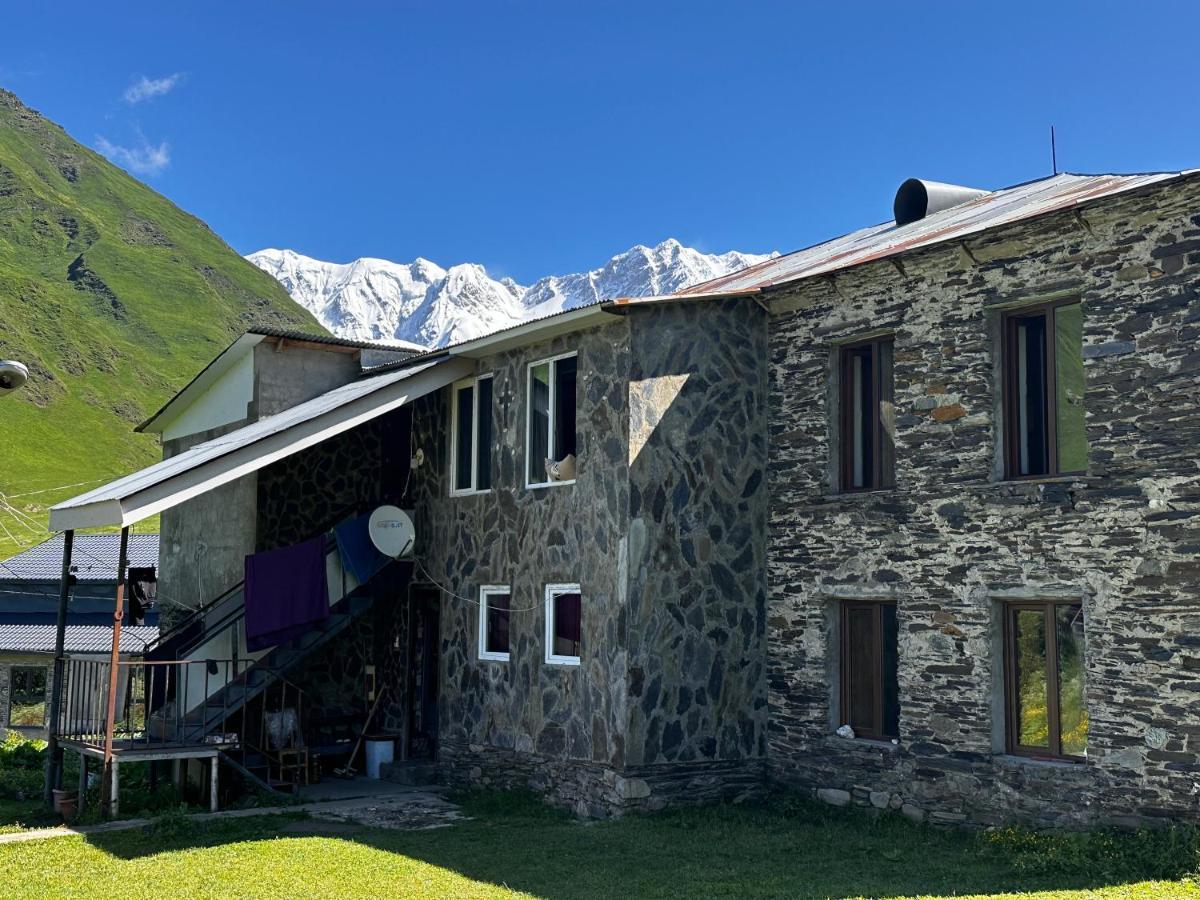 Guesthouse Angelina Ušguli Exteriér fotografie