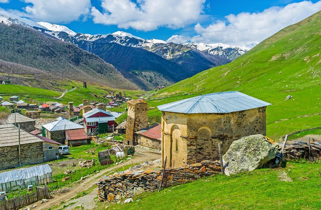 Guesthouse Angelina Ušguli Exteriér fotografie