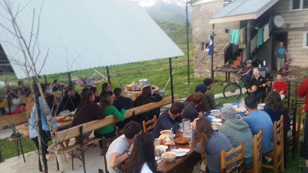Guesthouse Angelina Ušguli Exteriér fotografie